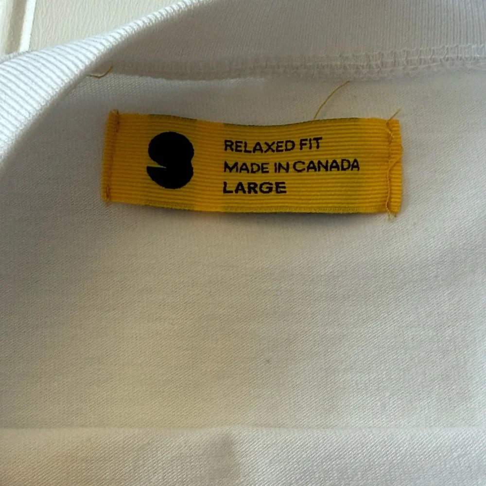 Yellow Label Co. Essentials T-Shirt - White - Size Large - Picture 6 of 8